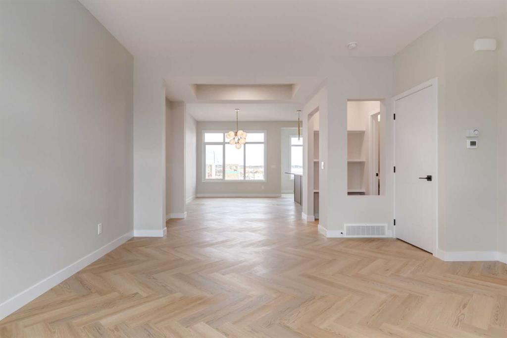 Fifth View of 124 Heartwood Lane SE, Rangeview, Calgary, Alberta, T3S 0G9