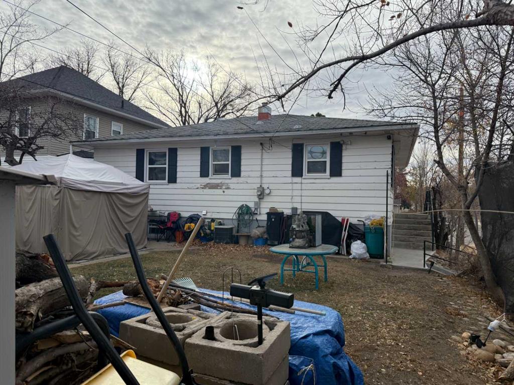 Fourth View of 378 4 Street SW, SW Hill, Medicine Hat, Alberta, T1A4E6