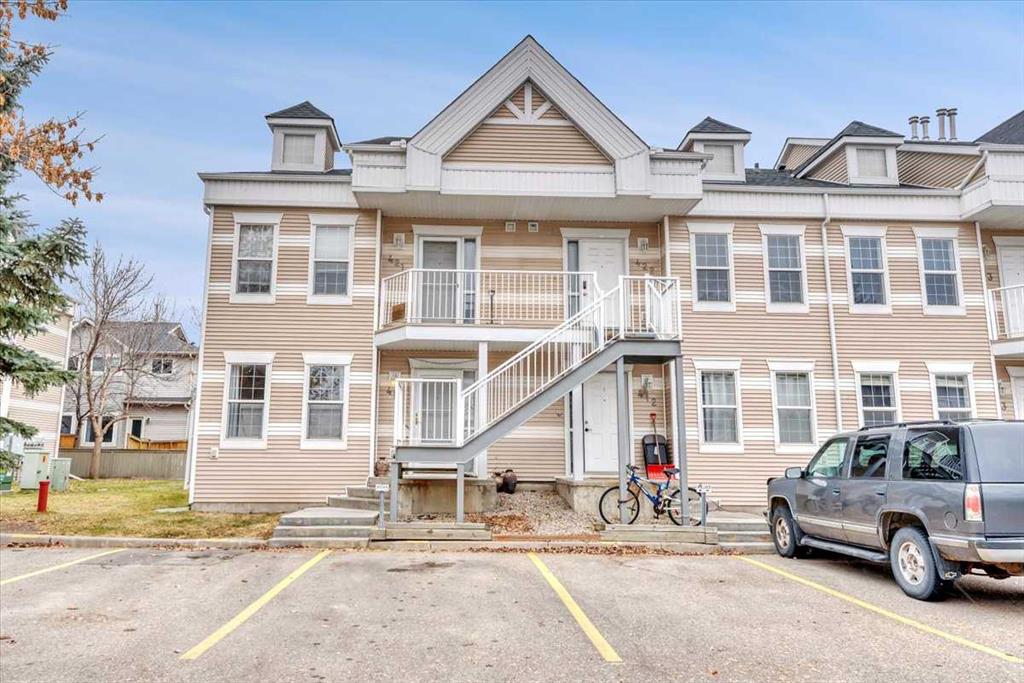 411, 103 STRATHAVEN Drive , A2271025, Alberta,
