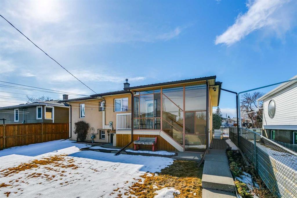 Fourth View of 1228 Richland Road NE, Renfrew, Calgary, Alberta, T2E5M5