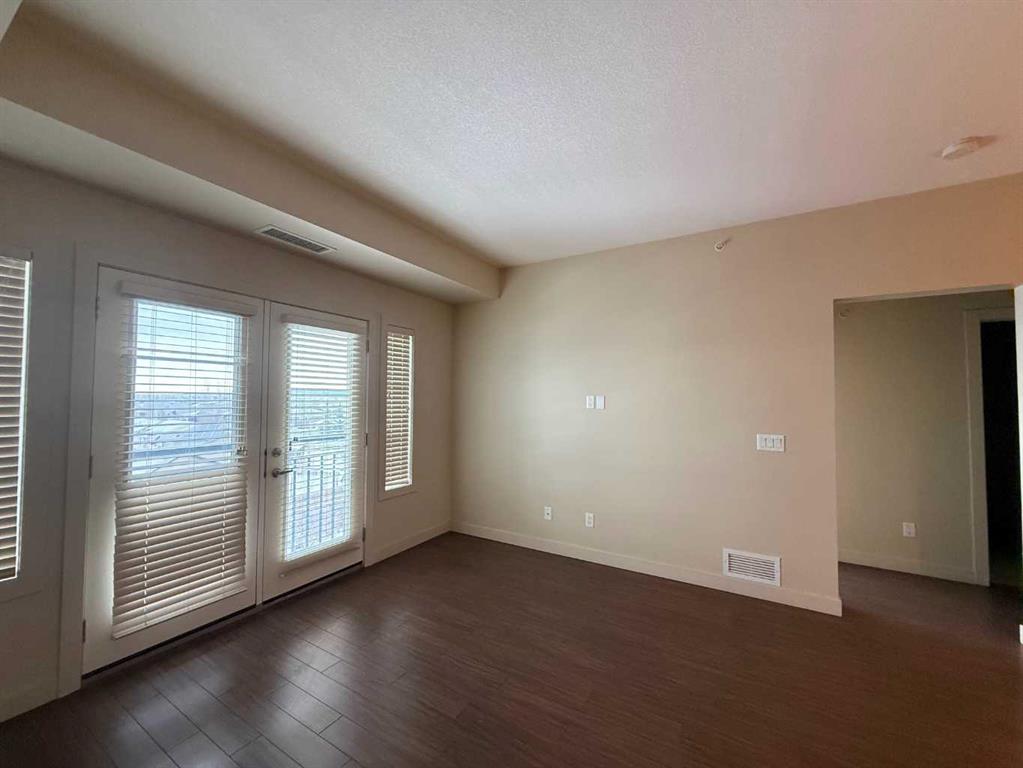 Third View of 5402, 2660 22 Street , Lancaster Green, Red Deer, Alberta, T4R 0K1