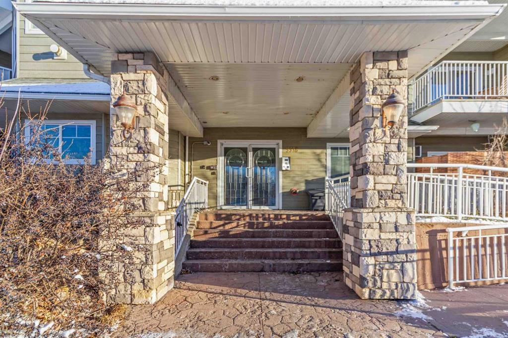 Third View of 203, 9918 Gordon Avenue , Downtown, Fort McMurray, Alberta, T9H 5L1