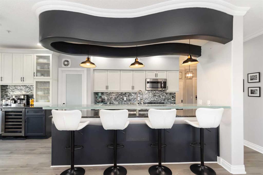 Fifth View of 203, 9918 Gordon Avenue , Downtown, Fort McMurray, Alberta, T9H 5L1