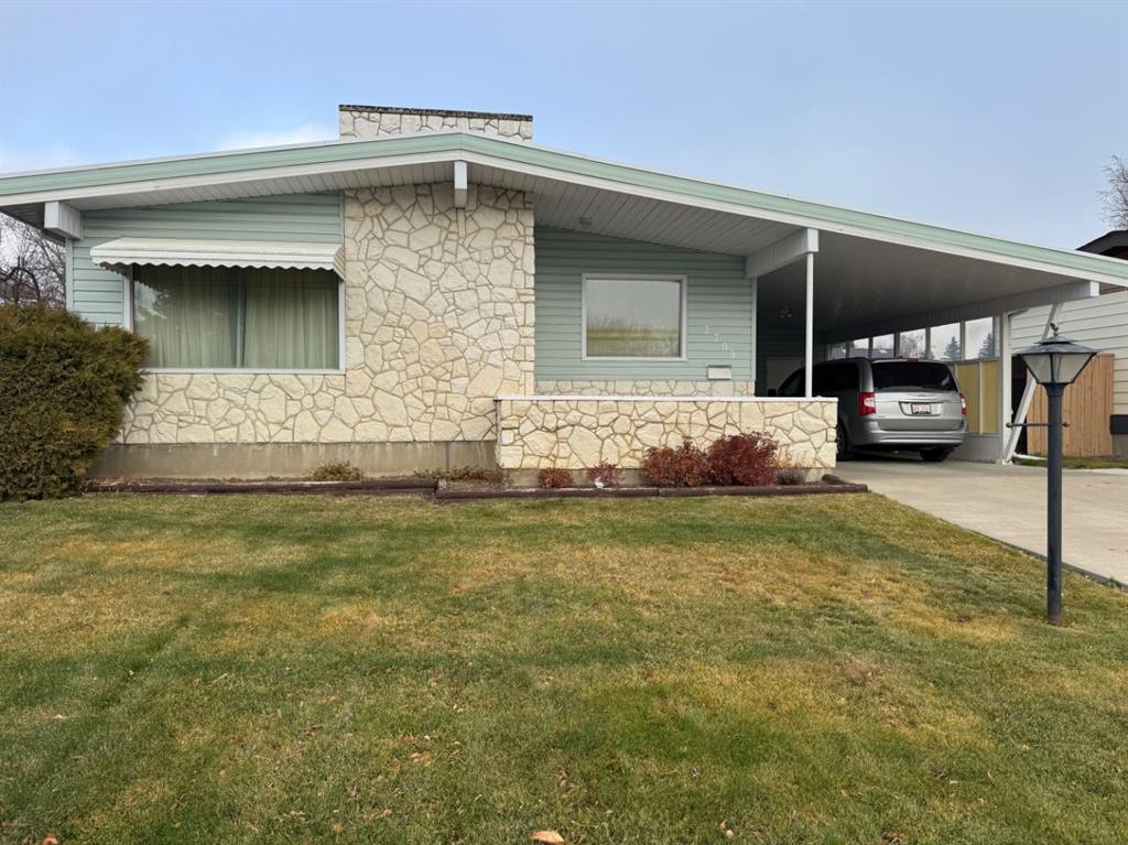 Second View of 2709 11A Avenue N, Park Meadows, Lethbridge, Alberta, T1H1N9