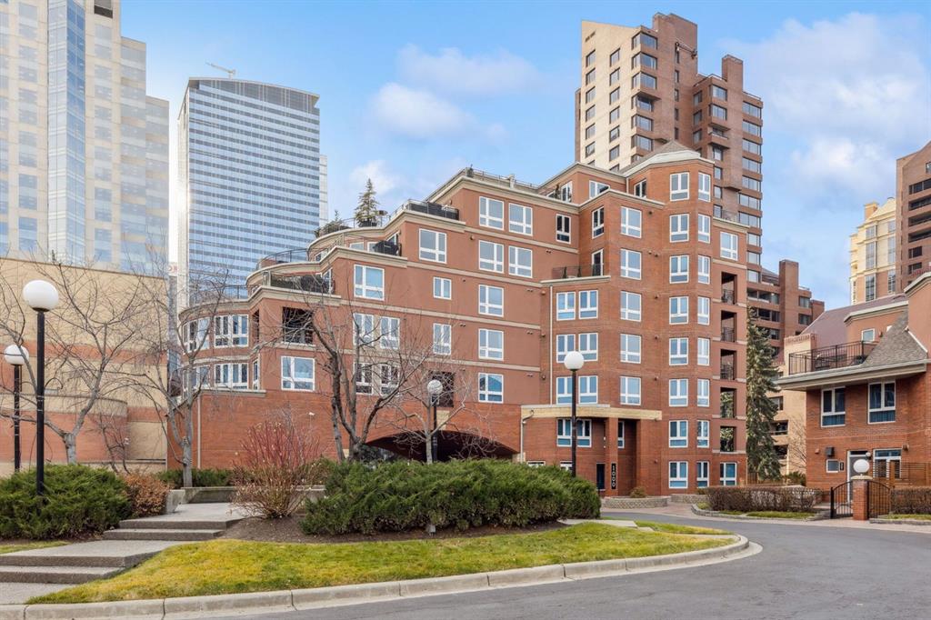 1202, 400 Eau Claire Avenue SW, A2271165, Alberta,