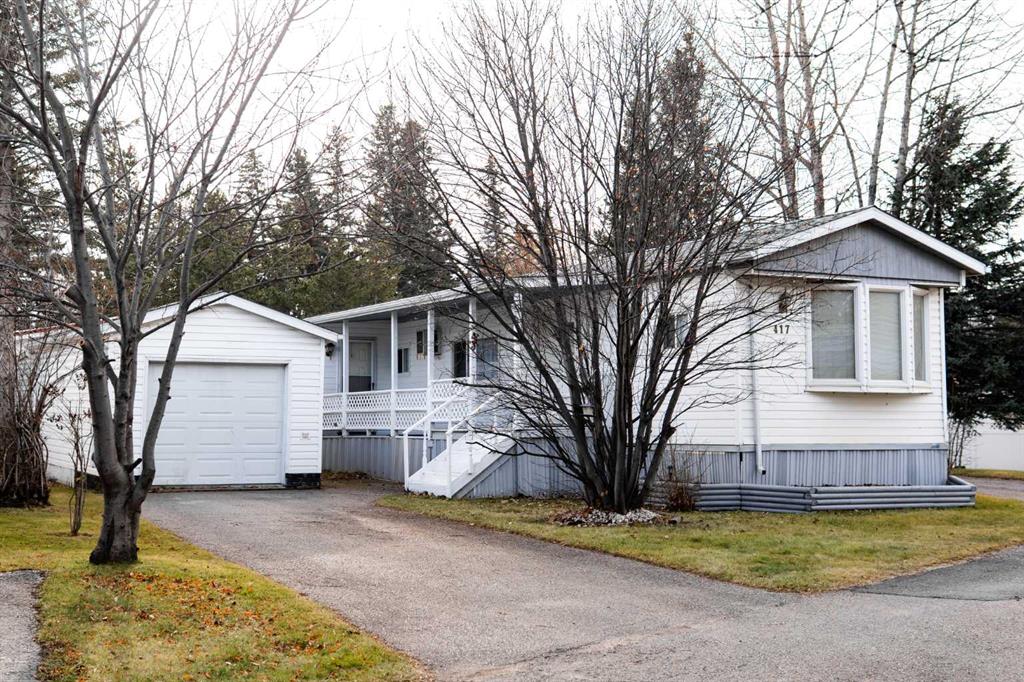 417, 700 Carmichael Lane , A2271187, Alberta,