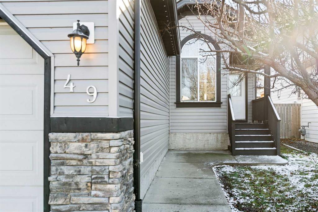 Fourth View of 49 Somerside Close SW, Somerset, Calgary, Alberta, T2Y 4E7