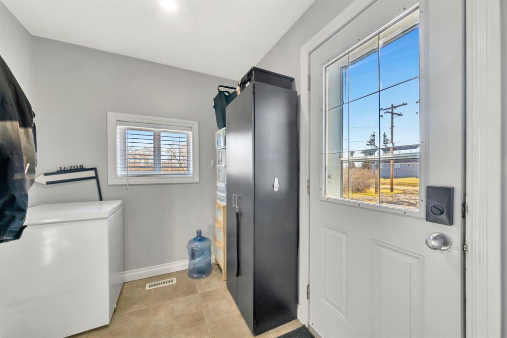 Fifth View of 105 1st Ave West  , NONE, Waseca, Saskatchewan, S0M 3A0