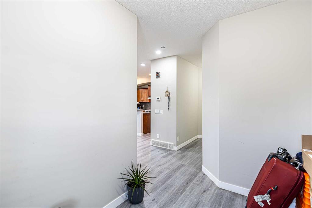 Fifth View of 183 West Creek Landing , West Creek, Chestermere, Alberta, T1X 1R8