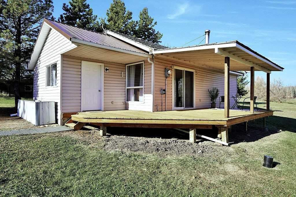 Fifth View of 8 Sunnyside Drive , Sunnyside, Rural Ponoka County, Alberta, T0C 2J0