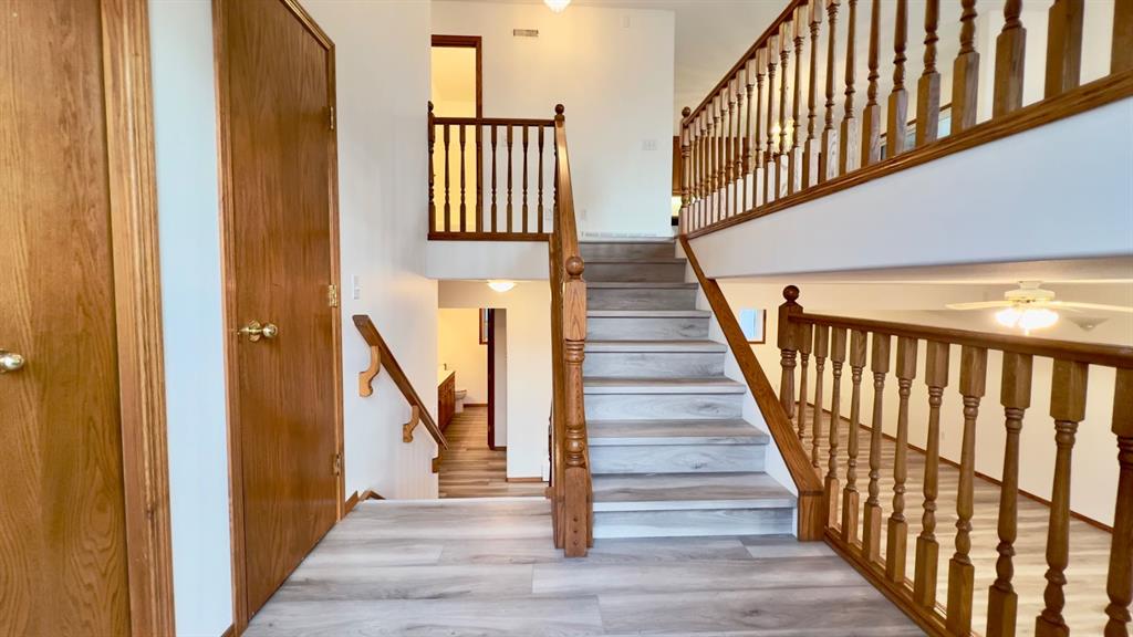 Third View of 202 2nd Avenue E, NONE, Hanna, Alberta, T0J 1P0