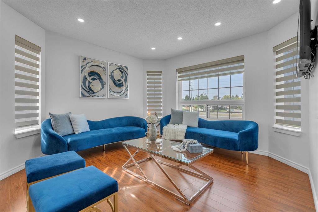 Third View of 190 Costa Mesa Close NE, Monterey Park, Calgary, Alberta, T1Y 6W8