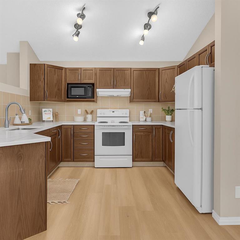 Fourth View of 231 Saddlebrook Way NE, Saddle Ridge, Calgary, Alberta, T3J 0B5