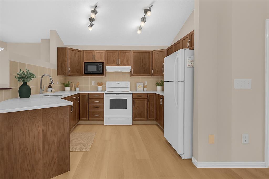 Fifth View of 231 Saddlebrook Way NE, Saddle Ridge, Calgary, Alberta, T3J 0B5