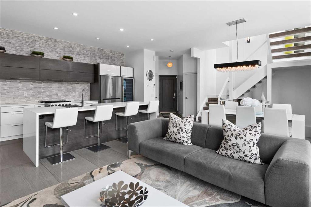 3, 408 13 Street NW, A2271391, Alberta,