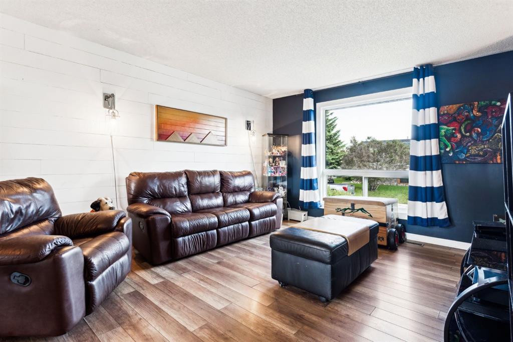 147 Falchurch Crescent NE, A2271415, Alberta,