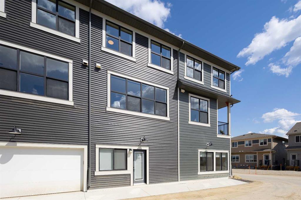 Third View of 41 Wild Rose Way SE, Ricardo Ranch, Calgary, Alberta, T3M 4A2