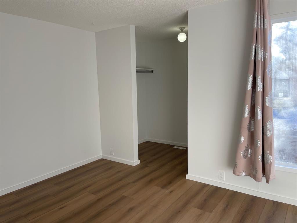 Fourth View of 23, 2319 56 Street NE, Pineridge, Calgary, Alberta, T1Y 2M2