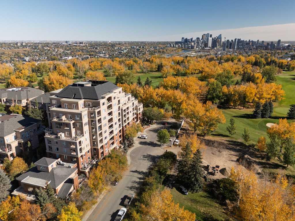 3301, 24 Hemlock Crescent SW, A2271459, Alberta,