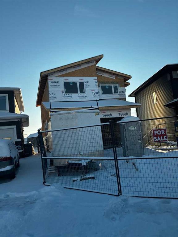 49 Lowden Close , A2271476, Alberta,