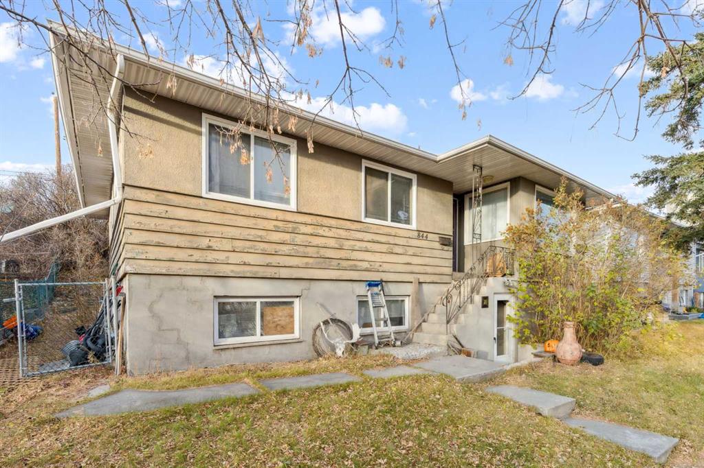 Third View of 844 Bridge Crescent NE, Renfrew, Calgary, Alberta, T2E 5B5