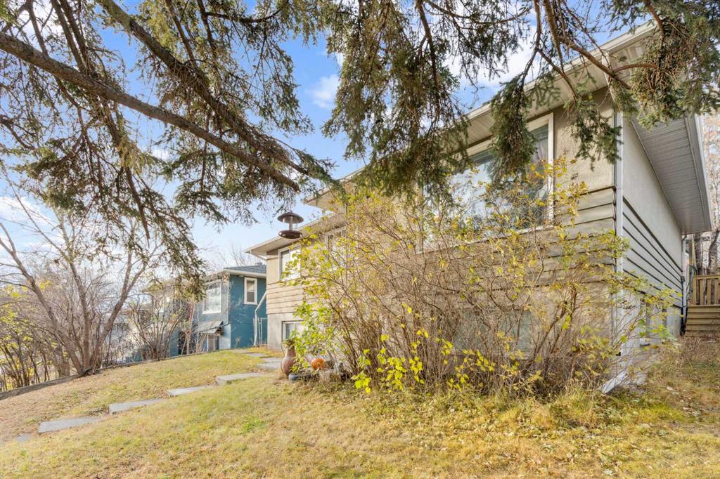 Fourth View of 844 Bridge Crescent NE, Renfrew, Calgary, Alberta, T2E 5B5