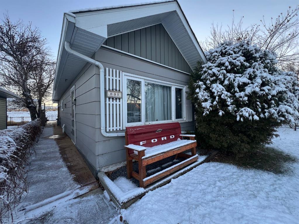 835 3 Avenue , A2271523, Alberta,