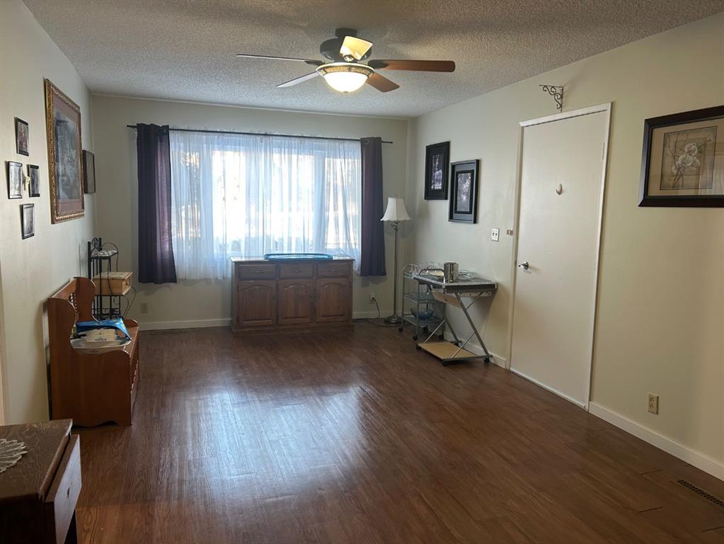 Fifth View of 835 3 Avenue , Downtown, Drumheller, Alberta, T0J0Y3