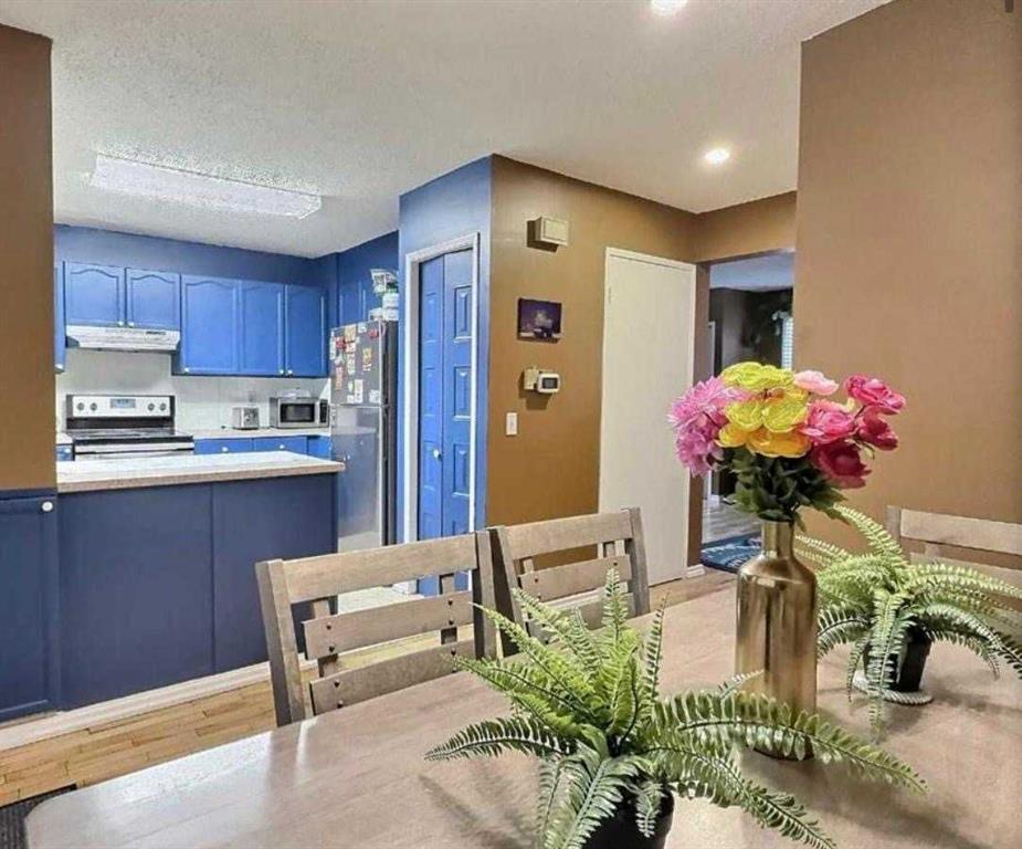 Third View of 5625 TEMPLEHILL Road NE, Temple, Calgary, Alberta, T1Y 4C1