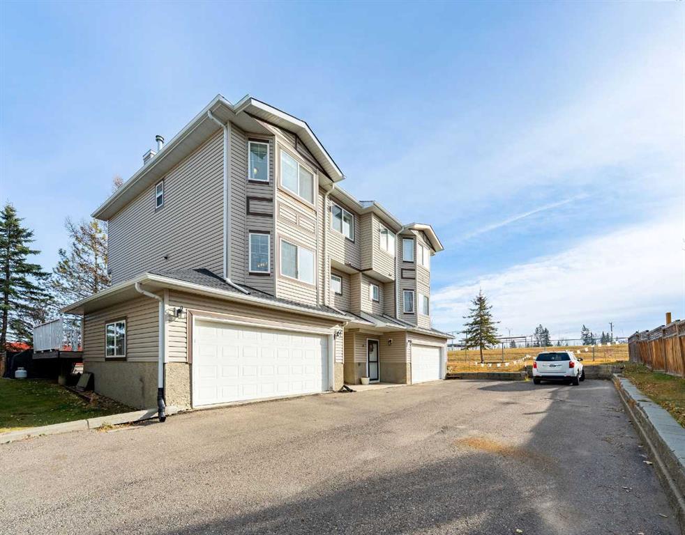 3, 41 Hunters Gate , A2271550, Alberta,