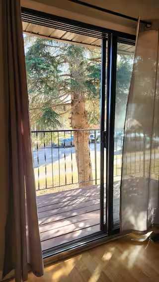 Fifth View of 130 27 Avenue NW, Tuxedo Park, Calgary, Alberta, T2M2H2