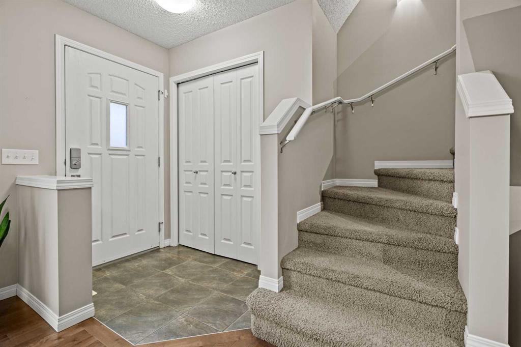 Fourth View of 162 New Brighton Villas SE, New Brighton, Calgary, Alberta, T2Z 0T7