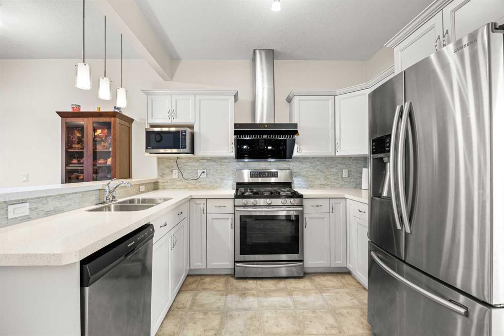 Fourth View of 156 Royal Manor NW, Royal Oak, Calgary, Alberta, T3G 5T6