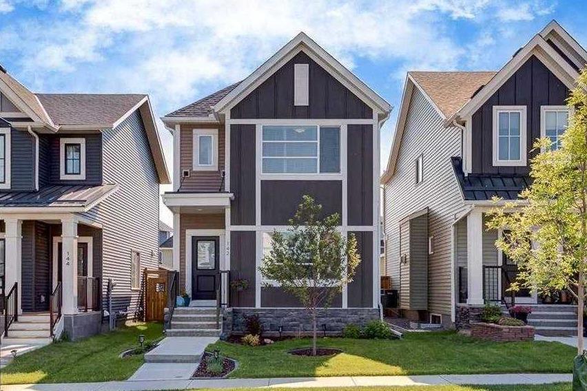 Third View of 142 Highview Gate SE, Lanark, Airdrie, Alberta, T4A 3L6