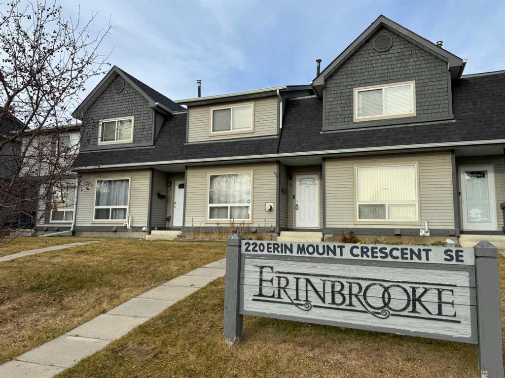 8, 220 Erin Mount Crescent SE, A2271739, Alberta,