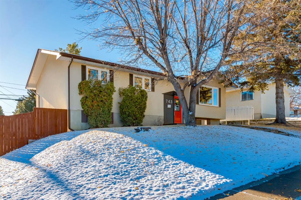 743 Sabrina Road SW, A2271755, Alberta,