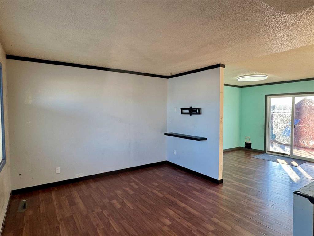 Fourth View of 5004 35 Avenue , NONE, Valleyview, Alberta, T0H 3N0