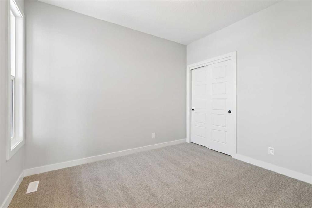 Fifth View of 94 Heartwood Villas SE, Rangeview, Calgary, Alberta, T3S 0R4