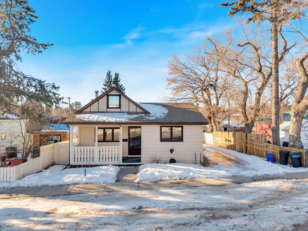 2014 24 Avenue , A2271849, Alberta,