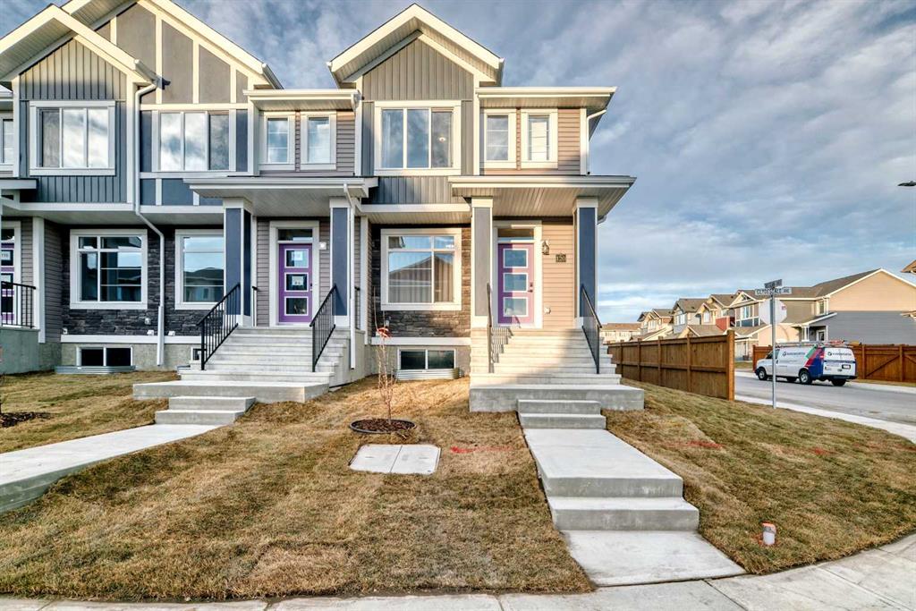409 Clydesdale Avenue , A2271850, Alberta,