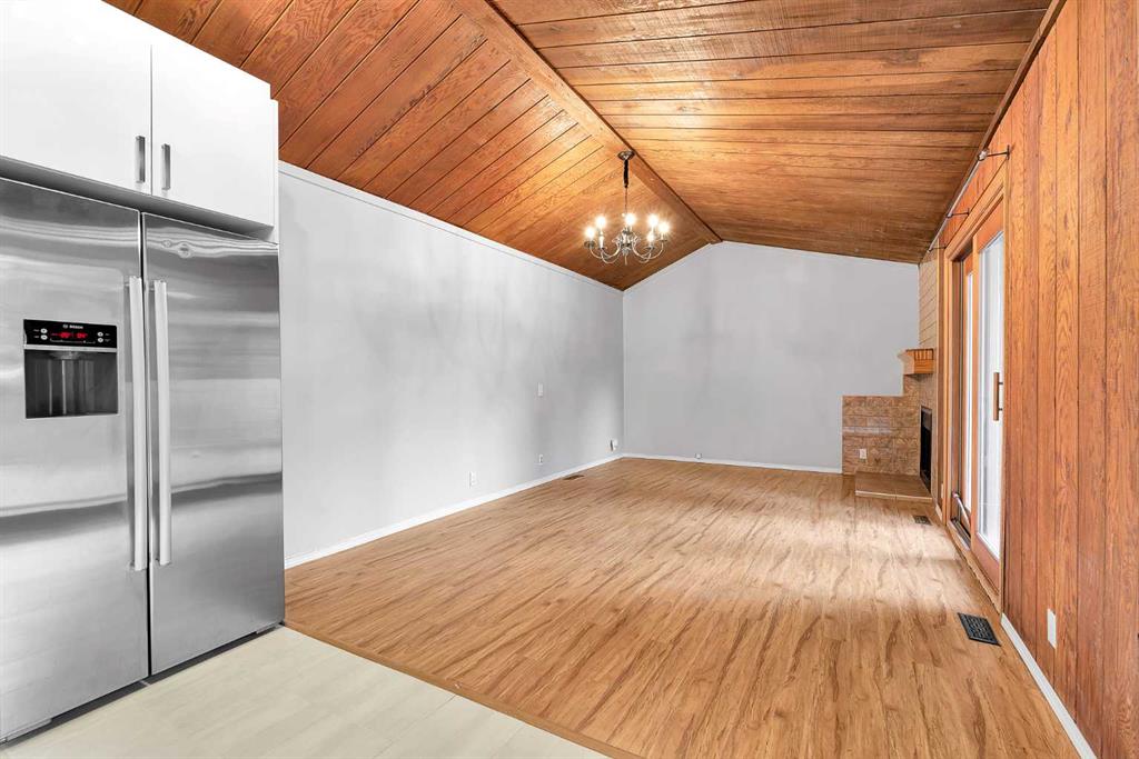 Fifth View of 319, 5404 10 Avenue SE, Penbrooke Meadows, Calgary, Alberta, T2A 4L7