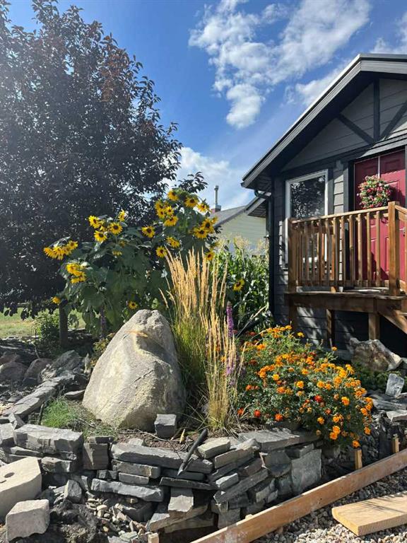 248 Crescent Avenue N, A2271867, Alberta,