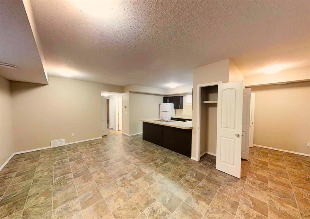 Fourth View of B, 11203 98 Street , N/A, Clairmont, Alberta, T8X5C2