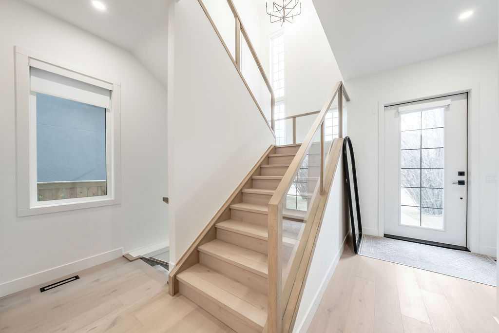 Fourth View of 2024 50 Avenue SW, Altadore, Calgary, Alberta, T2T 2W3