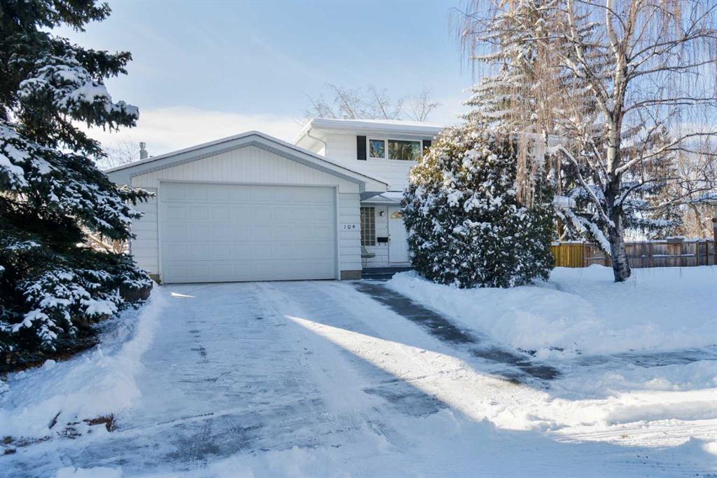 Main View of 104 Dalgleish Bay NW, Dalhousie, Calgary, Alberta, T3A 1K8