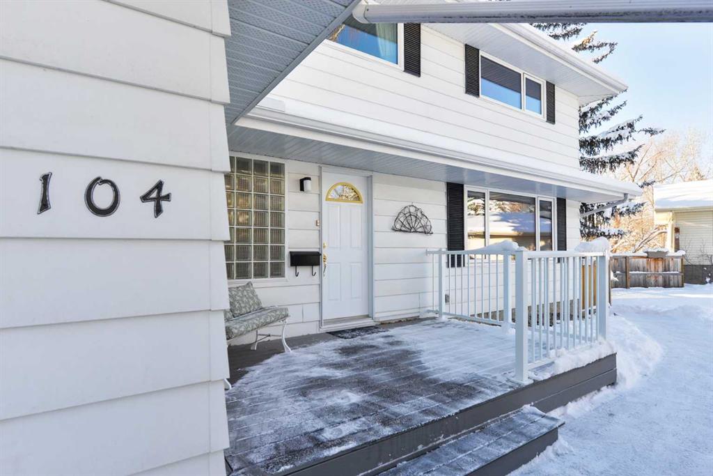 Third View of 104 Dalgleish Bay NW, Dalhousie, Calgary, Alberta, T3A 1K8