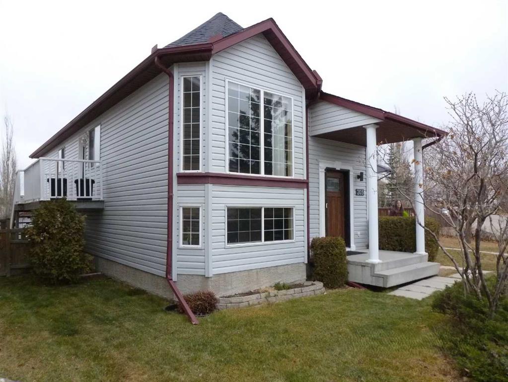 Third View of 203 Hidden Spring Green NW, Hidden Valley, Calgary, Alberta, T3A 5N4