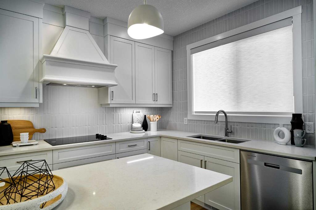 Fourth View of 15353 1 Street NW, Livingston, Calgary, Alberta, T3P 2B5