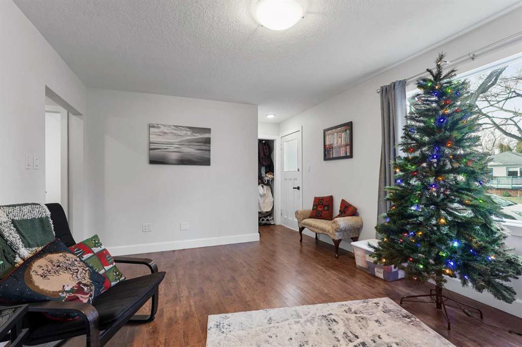 Fourth View of 1127 16 Street S, Victoria Park, Lethbridge, Alberta, T1K 1X4