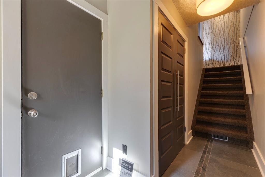 Third View of 246 Christie Park Mews SW, Christie Park, Calgary, Alberta, T3H 3H2